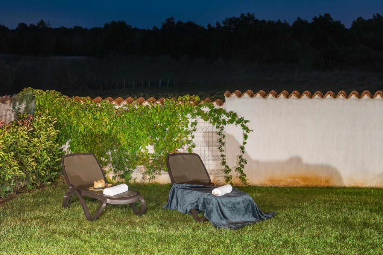 Villa Gracia Sveti Lovreč Pazenatički Esterno foto