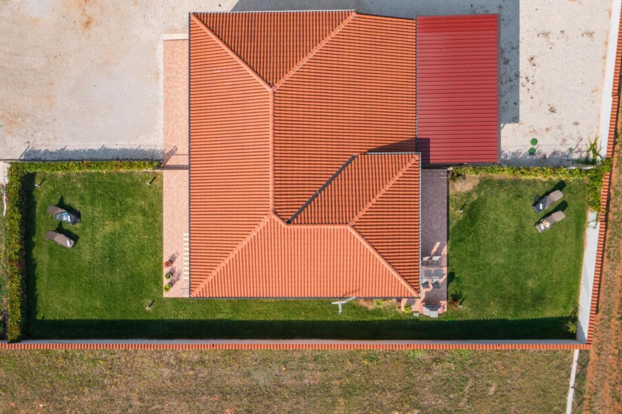 Villa Gracia Sveti Lovreč Pazenatički Esterno foto